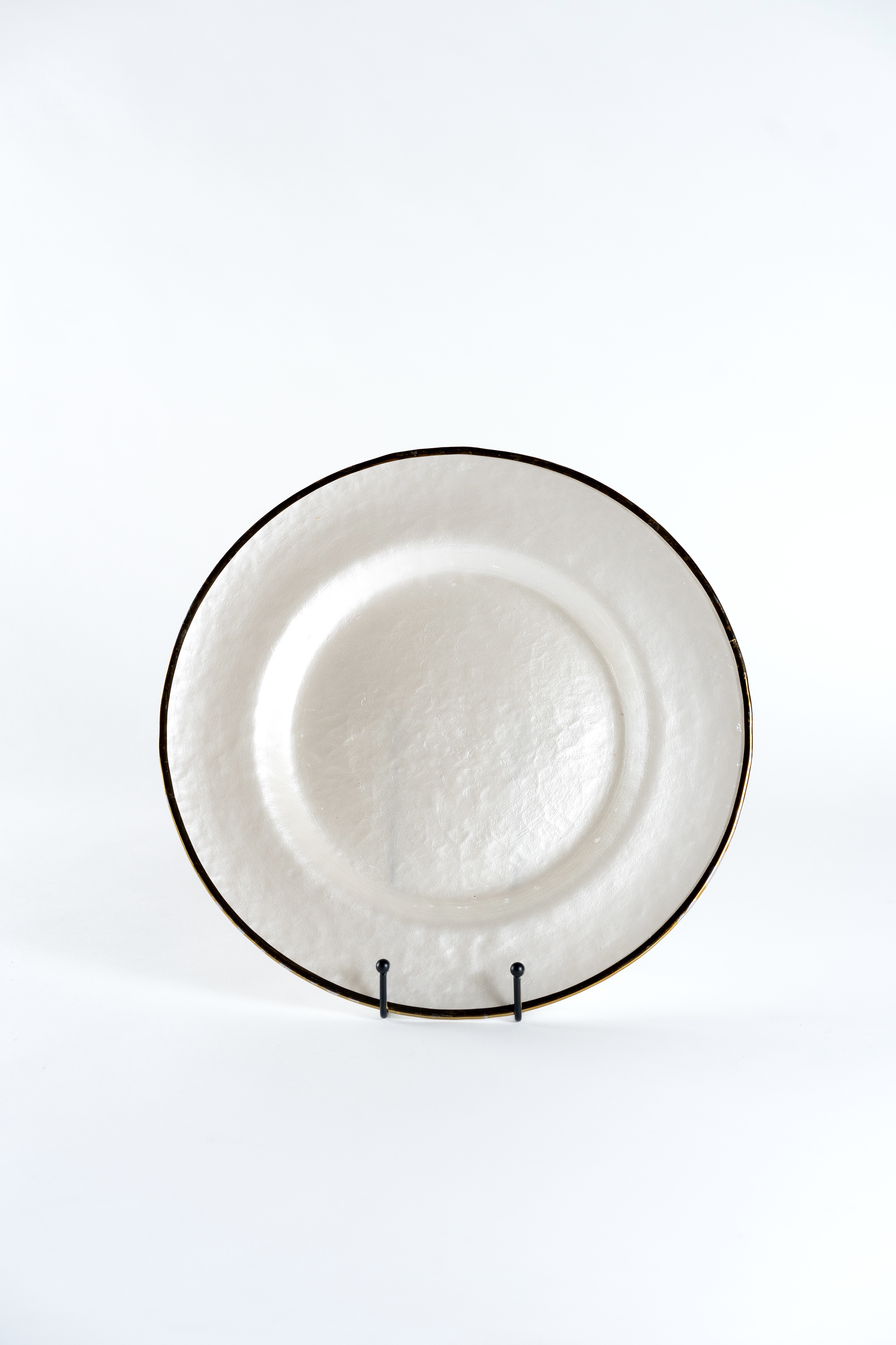 Bajo Plato Filo Dorado Perla